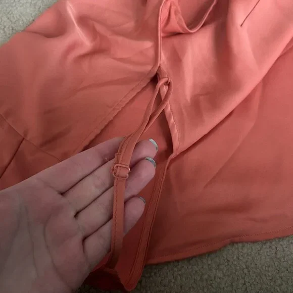 adjustable strap tank blouse - Picture 3 of 4